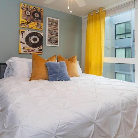 Self Check-In-Washer-Dryer-4Ksmart Tv-King Bed-Gym 塔科马 外观 照片